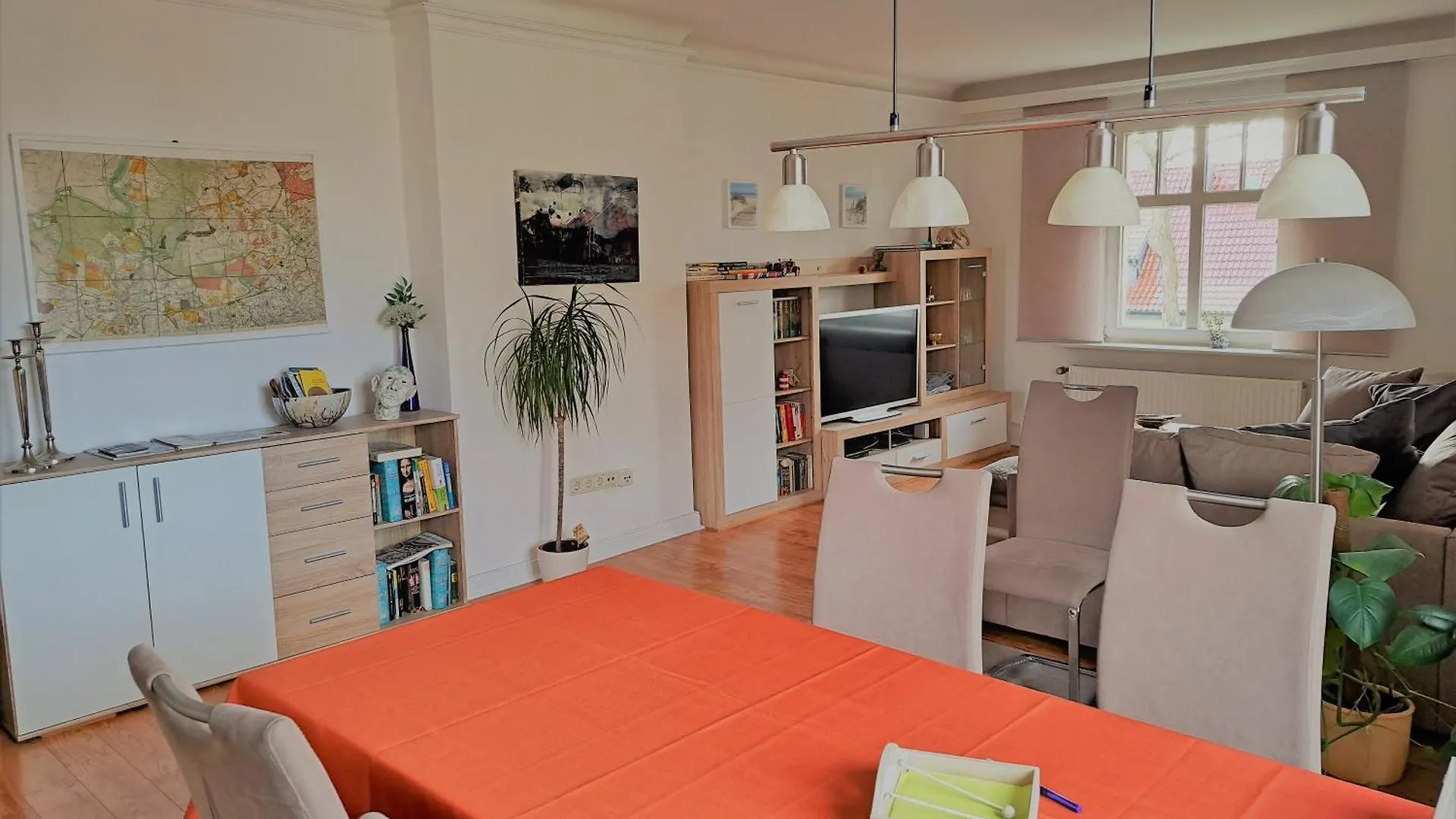 Apartmán Town-Villa, Apartment, Living Room With Big Sofa Bed , 2 Bedroom, 1Kitchen, 1Bathroom, 1 Office, 1 Garden Berlín
